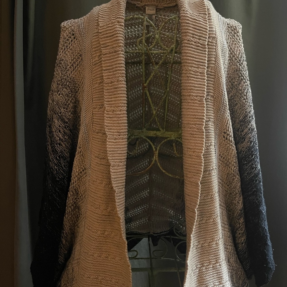 Cocoon style ombré sweater.